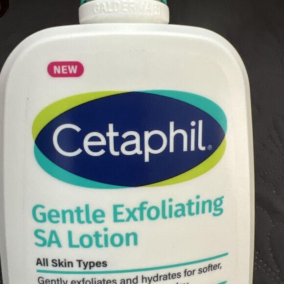 Cetaphil SA Gentle Exfoliating Lotion w/Salicylic Acid 16 FL OZ/473ML Body Bath - Picture 3 of 13